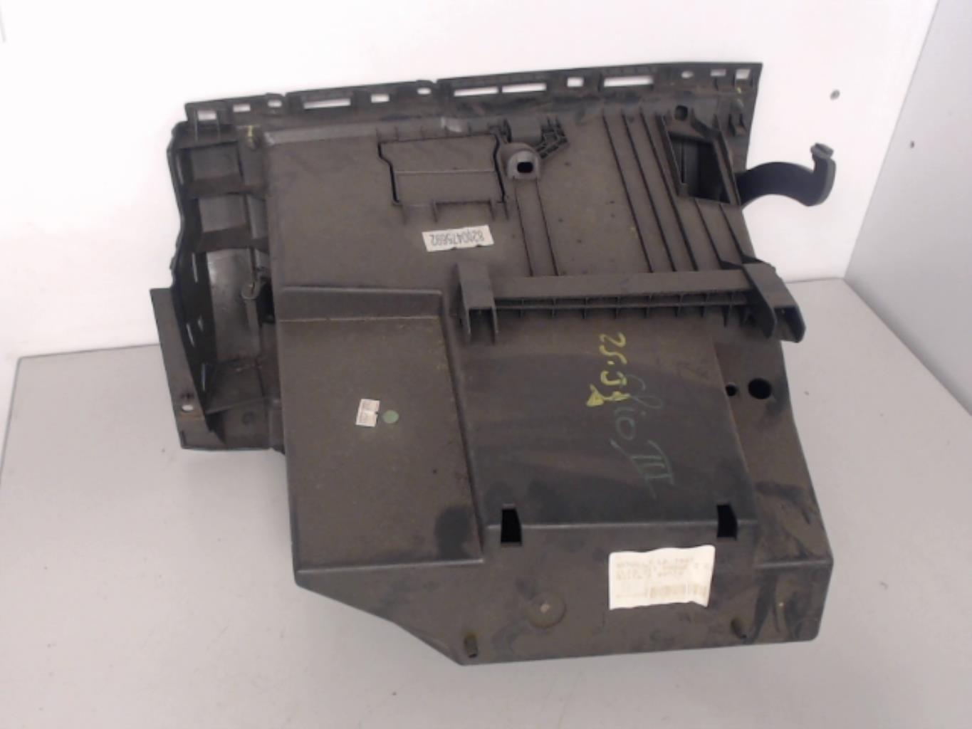 Boite a gants RENAULT CLIO 3 PHASE 2 Diesel - 1