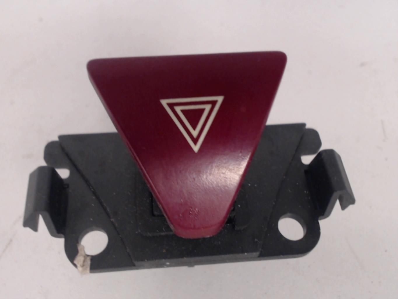 Bouton de warning PEUGEOT 307 PHASE 1 Diesel - 1