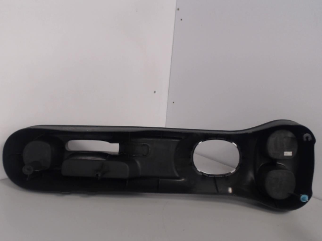 Consolle centrale (interno in plastica) TOYOTA YARIS 1 PHASE 2 Gasolina - 1