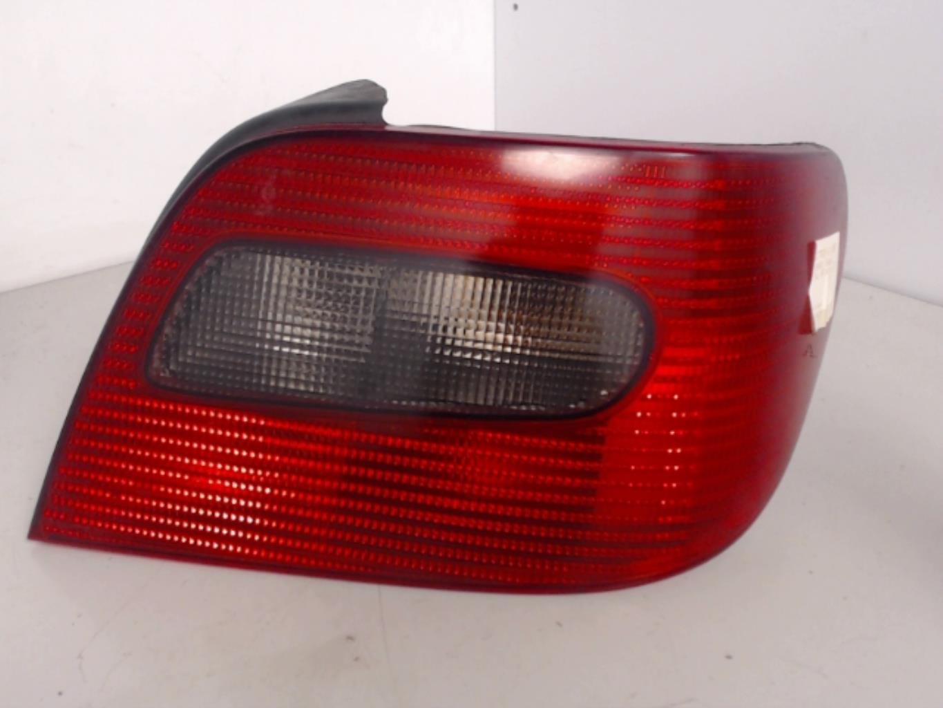 Fanale posteriore principale destro (luci) CITROEN XSARA PHASE 1 Diésel - 1