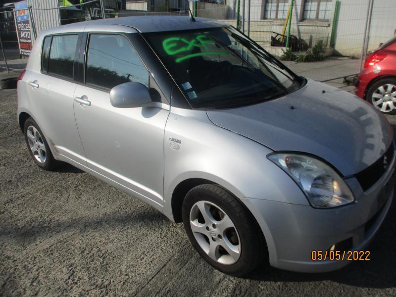 Retronebbia SUZUKI SWIFT 3 Diésel - 1