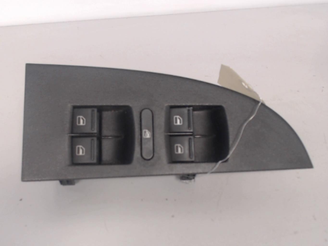 Interruttore lavacristalli anteriore sinistro SEAT LEON 2 PHASE 1 Diésel - 1