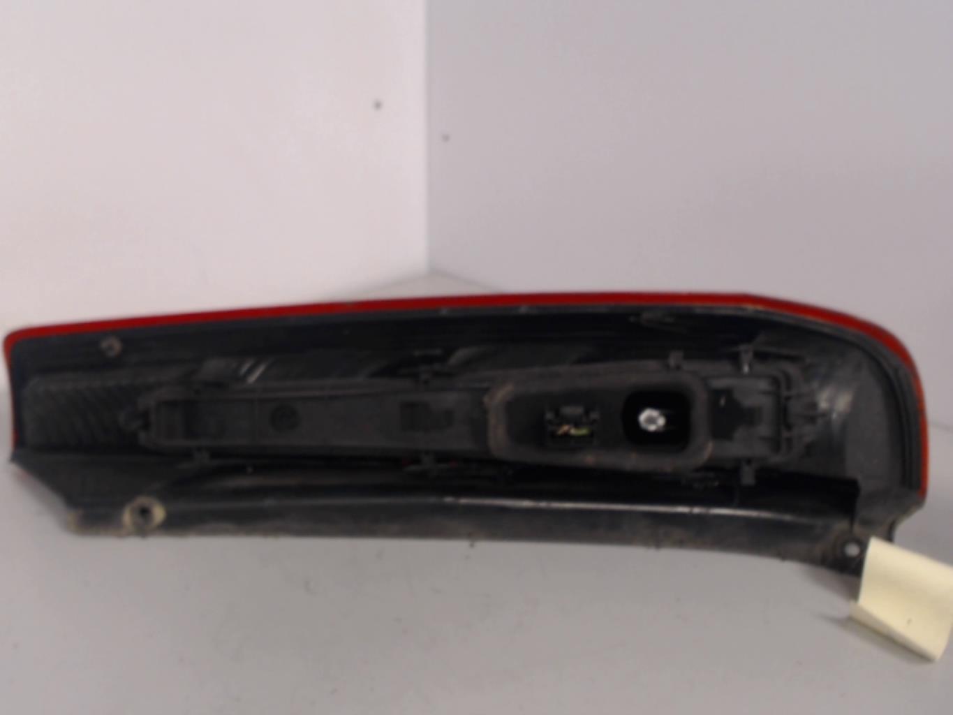 Fanale posteriore principale sinistro (luci) FORD FIESTA 5 PHASE 1 Diésel - 1