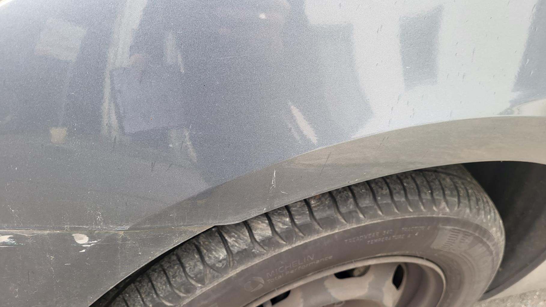 Parafango anteriore sinistro PEUGEOT 307 PHASE 2 BREAK Diésel - 1