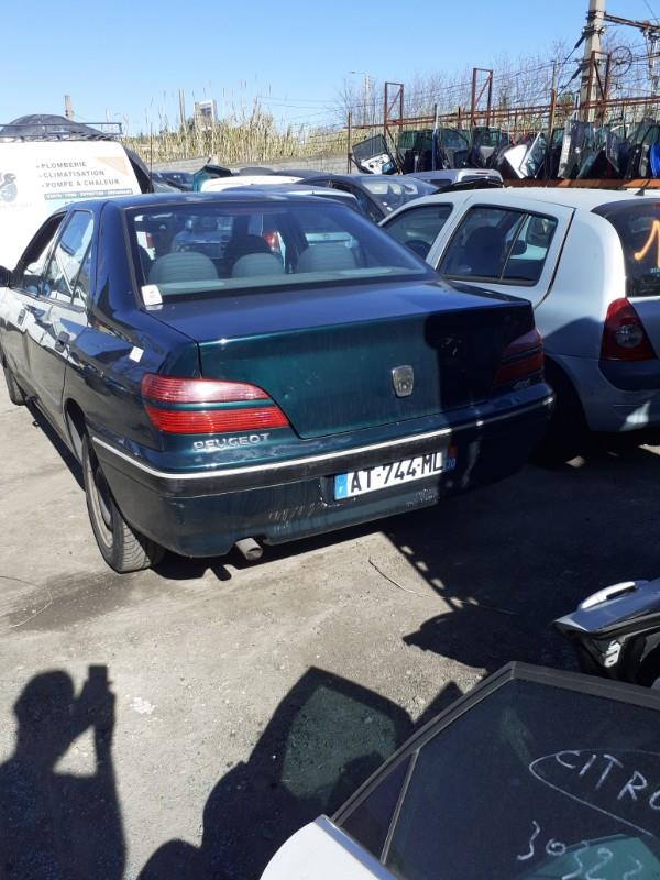 Moteur PEUGEOT 406 PHASE 2 Essence - 1