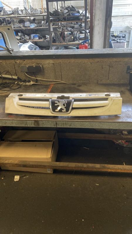 Calandre PEUGEOT PARTNER 1 PHASE 2 Diesel - 1