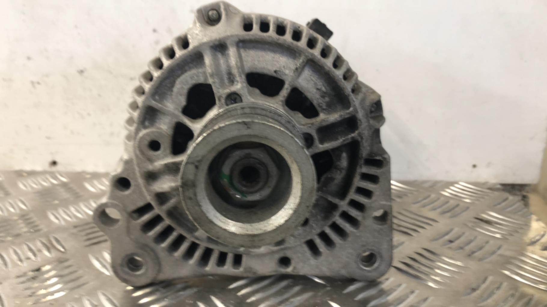 Alternateur VOLKSWAGEN GOLF Diesel - 1