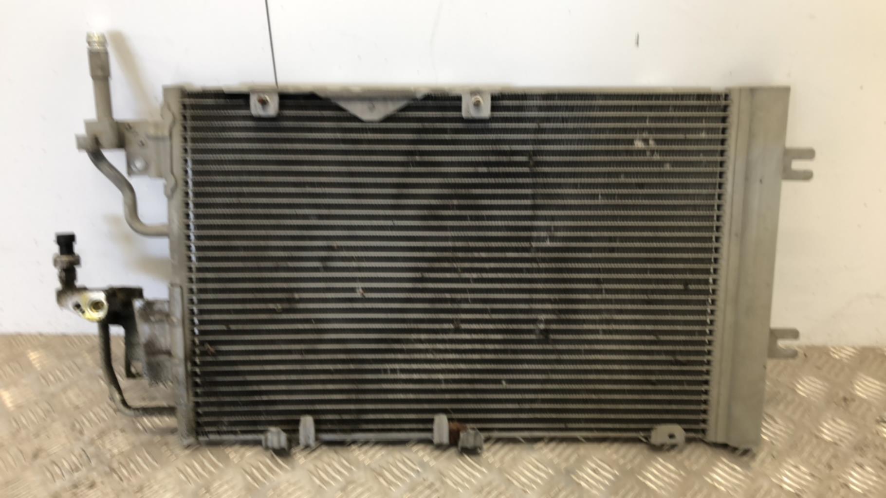 Condenseur de clim OPEL ASTRA H GTC PHASE 2 Diesel - 1