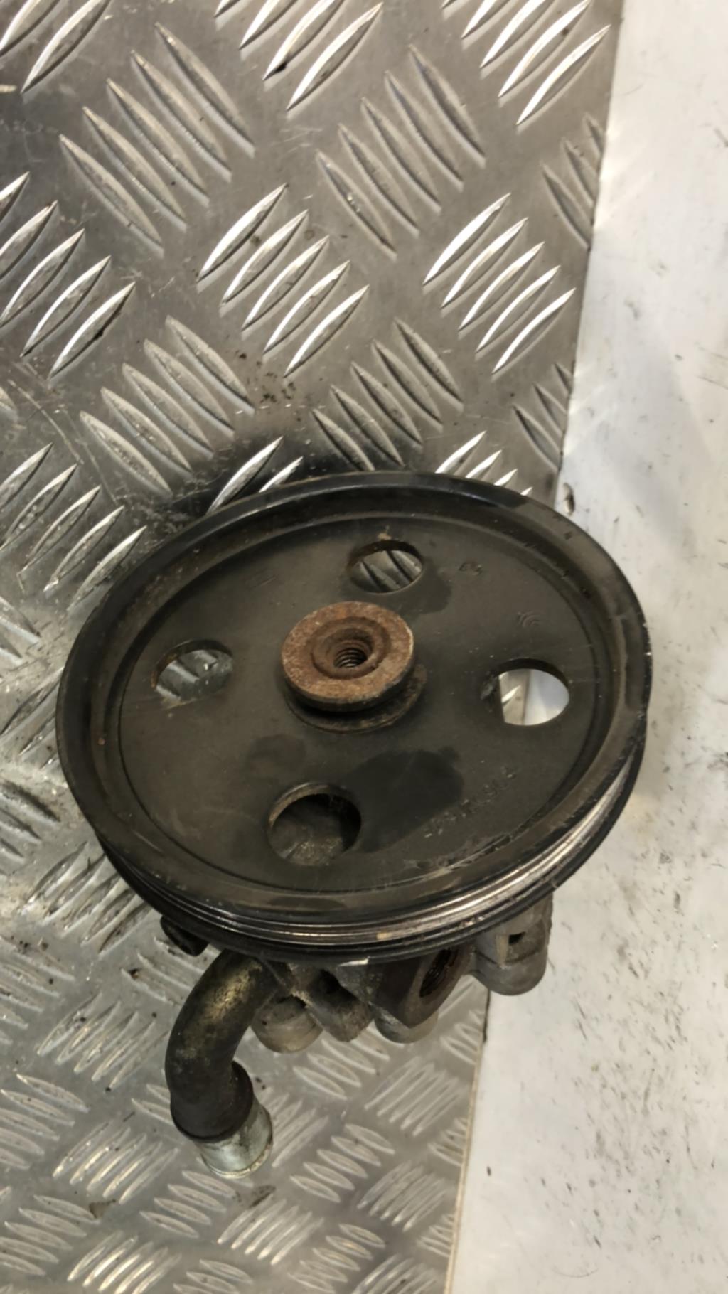 Pompe de direction CHRYSLER VOYAGER 4 PHASE 2 Diesel - 1