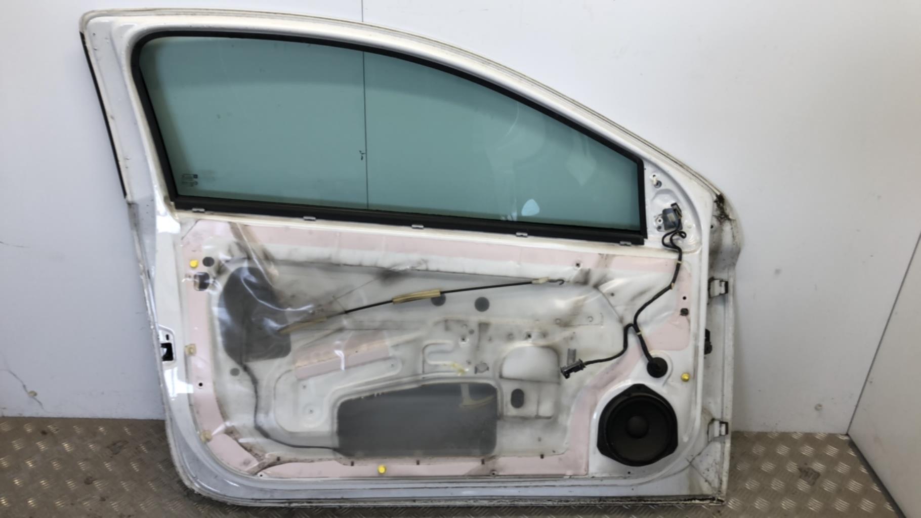 Porte avant gauche OPEL ASTRA H GTC PHASE 2 Diesel - 1