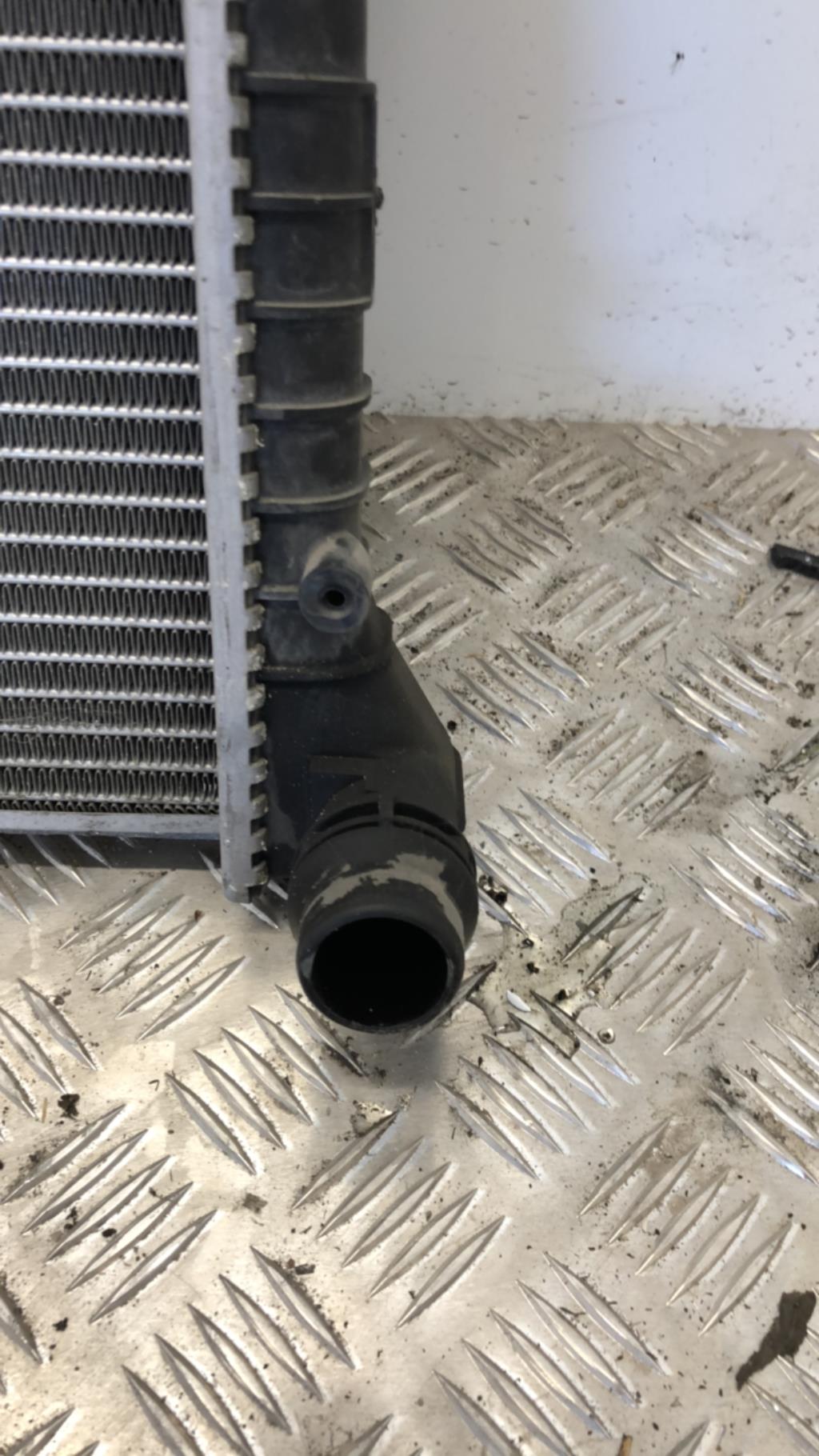 Radiateur eau AUDI A2 Essence - 1