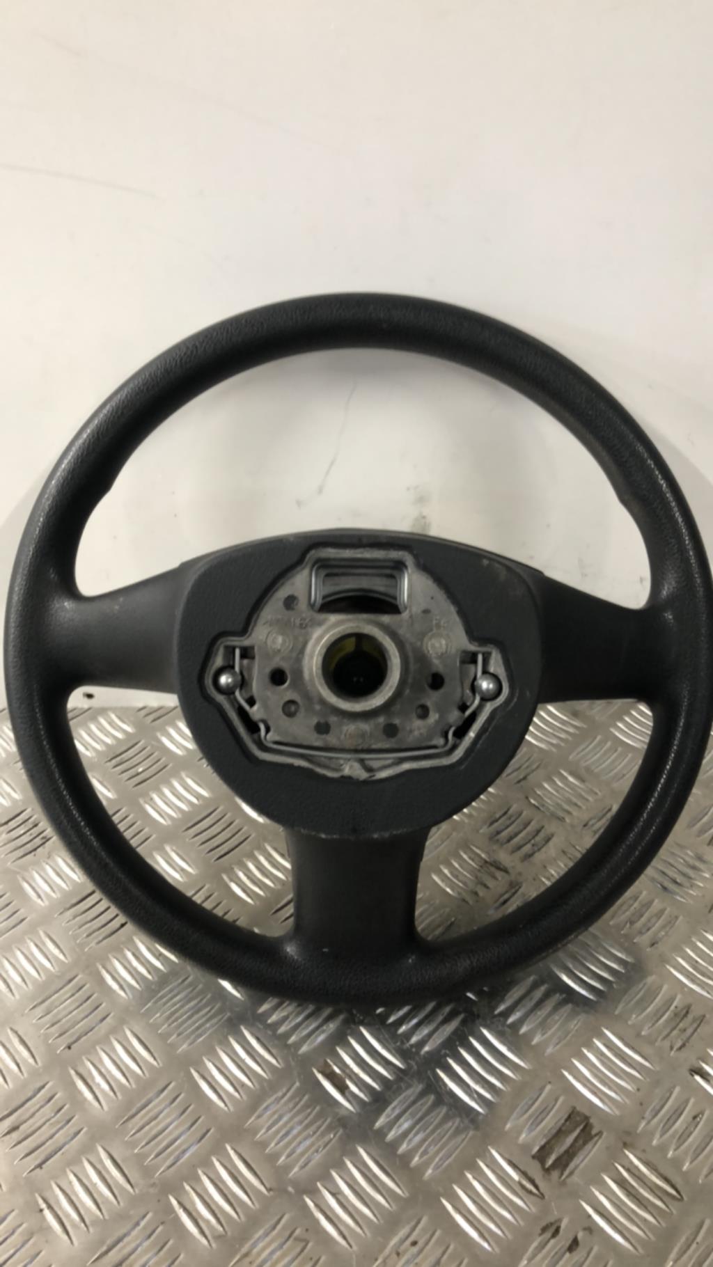 Volant VOLKSWAGEN TOURAN 1 PHASE 2 Diesel - 1