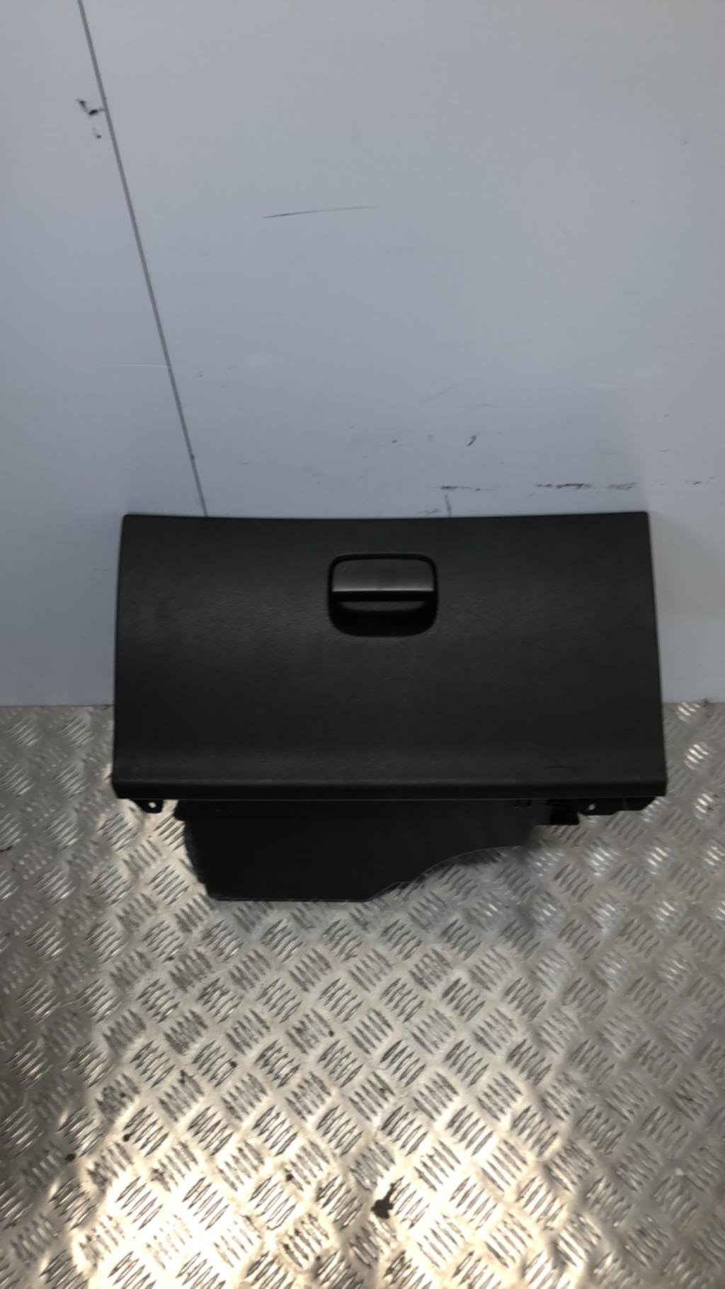 Boite a gants PEUGEOT 308 1 PHASE 1 Diesel - 1