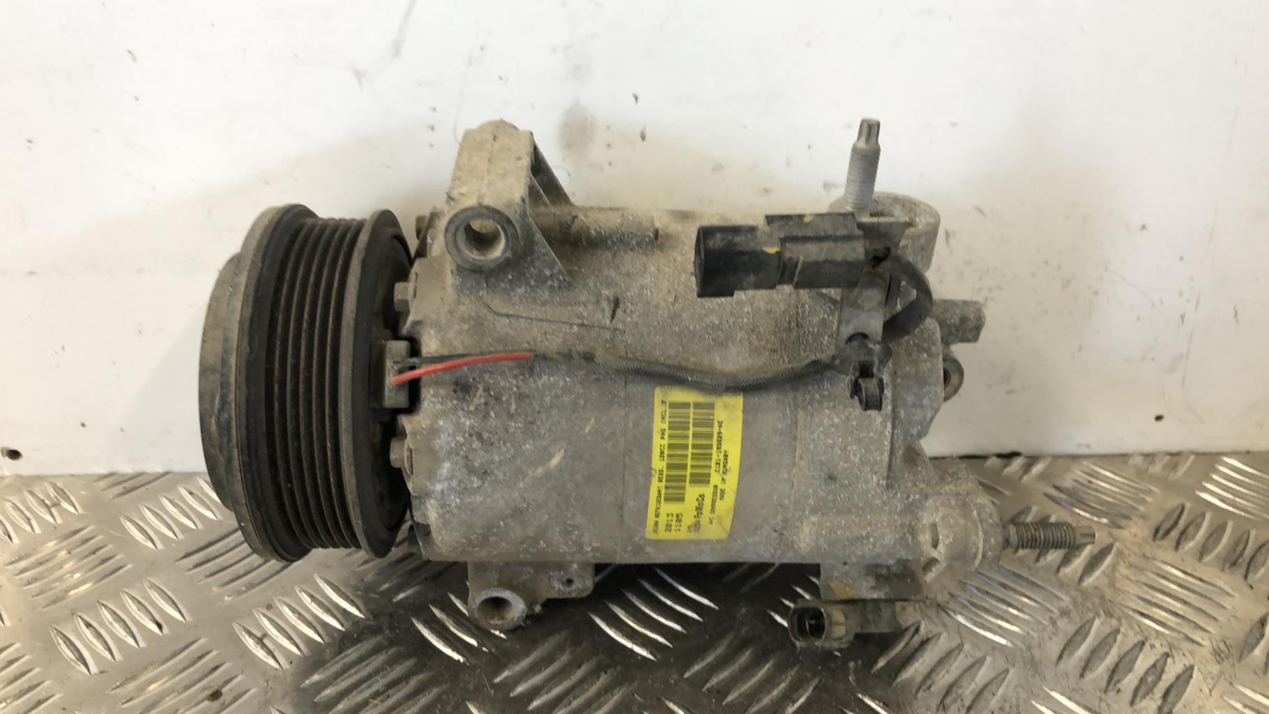 Compresseur clim FORD FIESTA 6 PHASE 2 Essence - 1