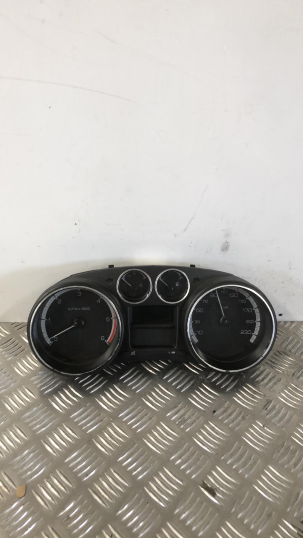 Compteur PEUGEOT 308 1 PHASE 1 Diesel - 1