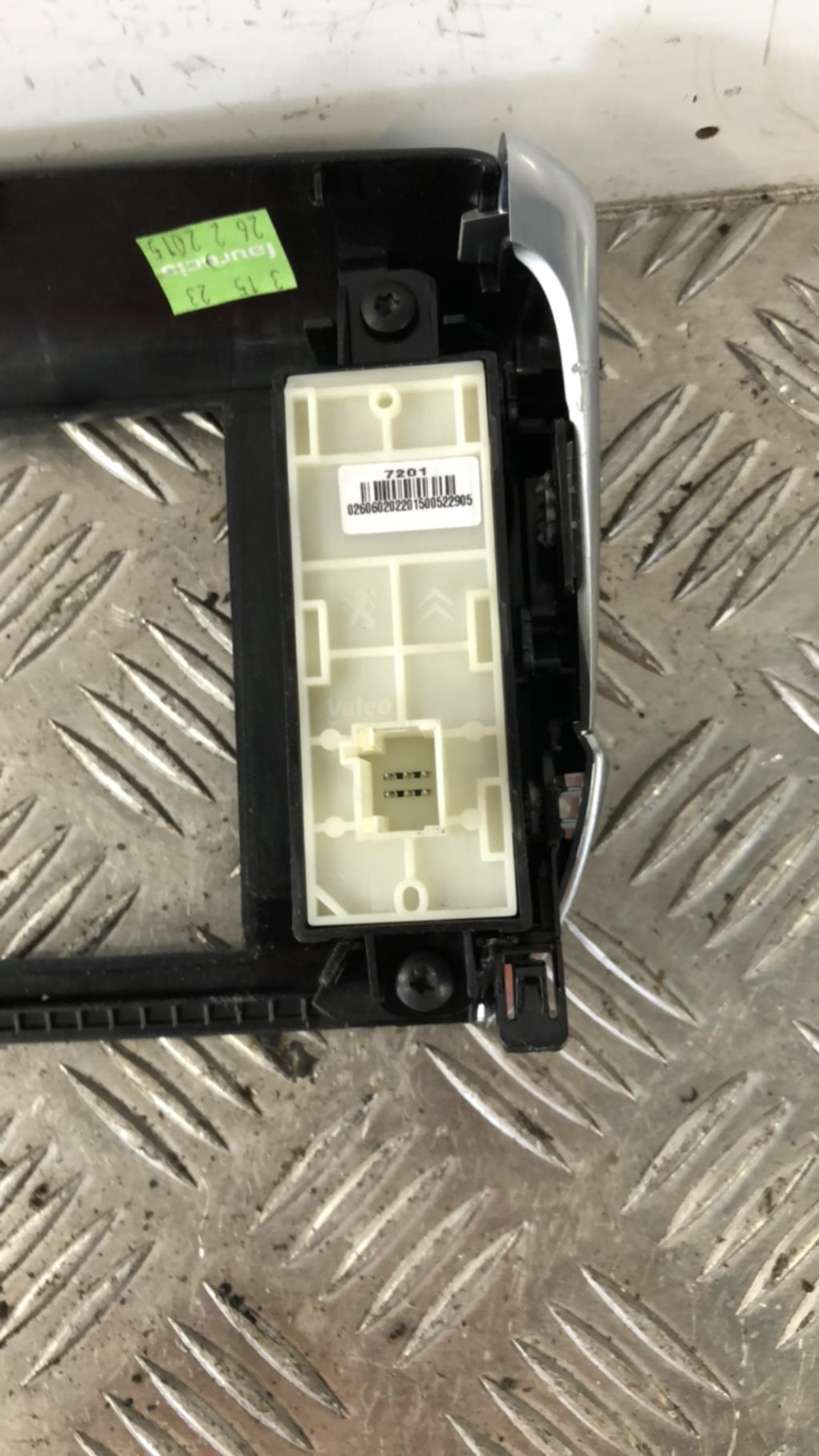 Commande autoradio PEUGEOT 208 1 PHASE 2  - 1