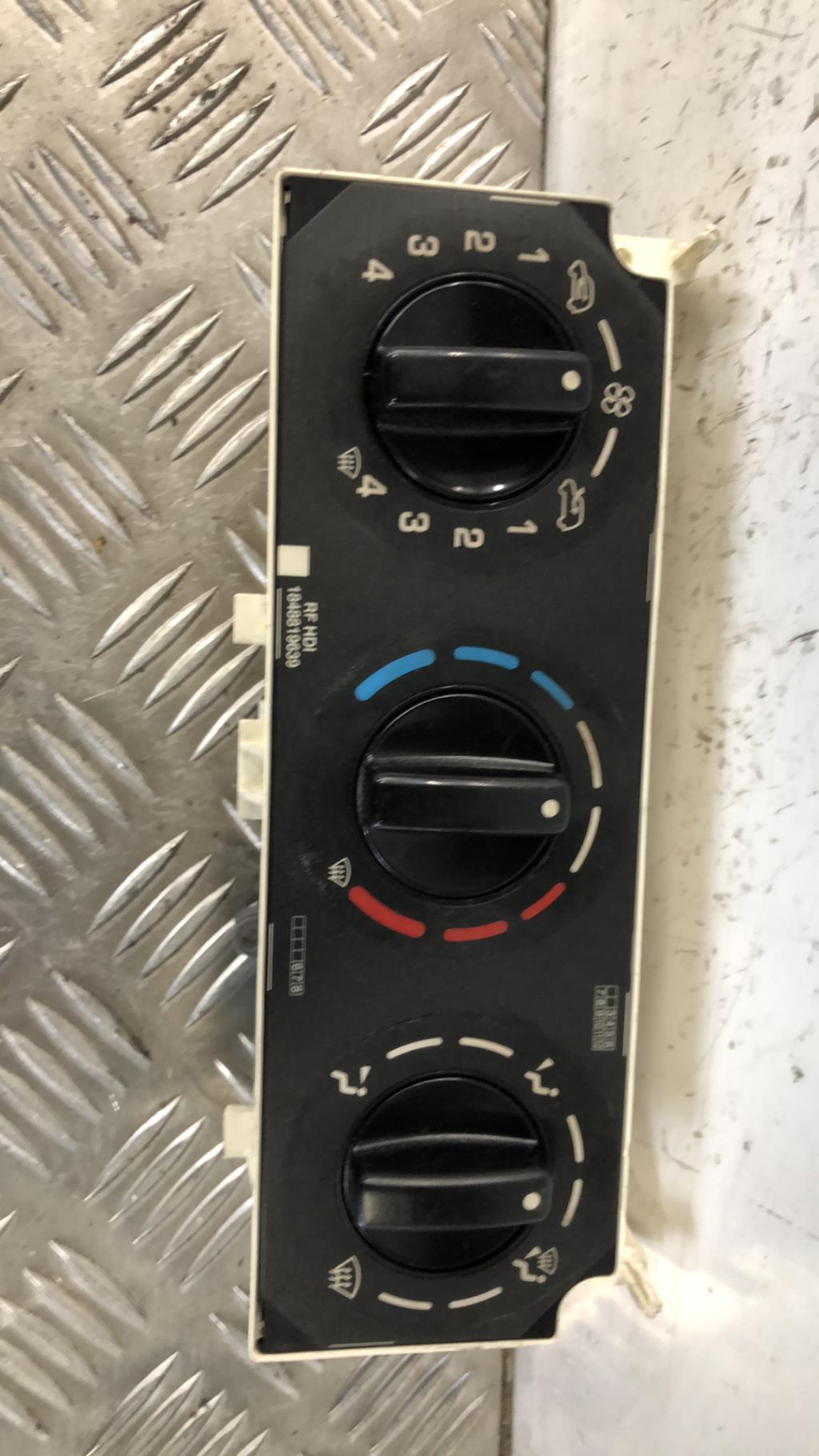 Commande chauffage PEUGEOT PARTNER 1 PHASE 2 Diesel - 1