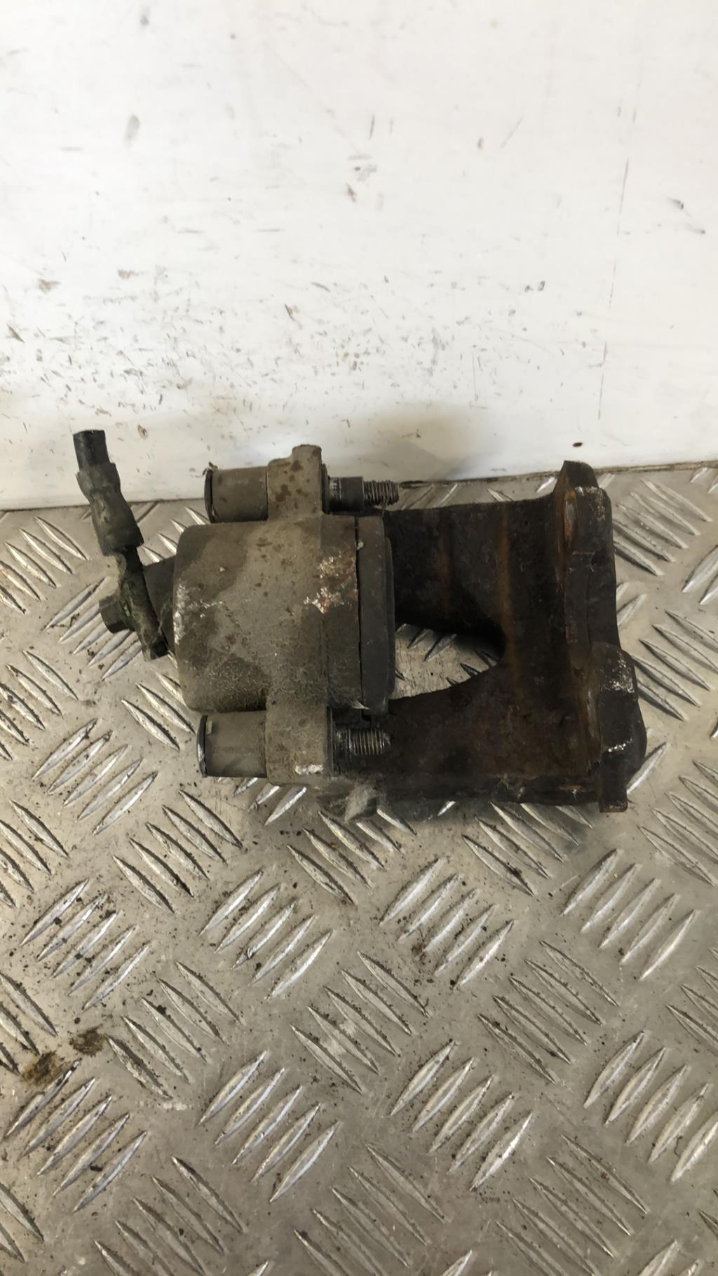 Etrier avant droit (freinage) SEAT LEON 2 PHASE 1 Diesel - 1