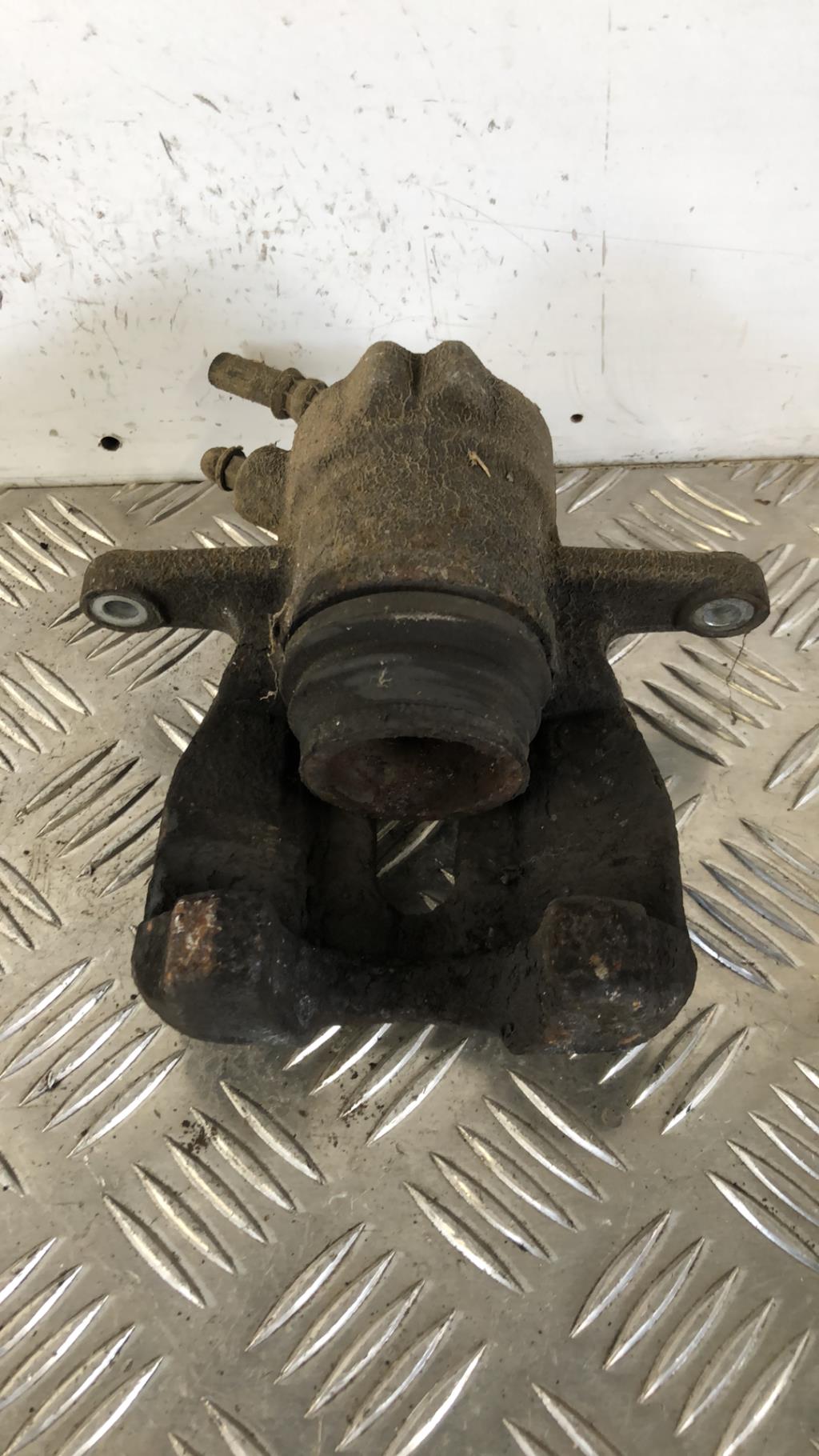 Etrier avant gauche (freinage) CITROEN C2 PHASE 1  - 1