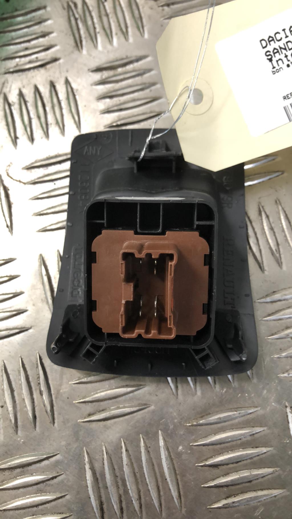 Interrupteur de leve vitre DACIA SANDERO 2 PHASE 1  - 1