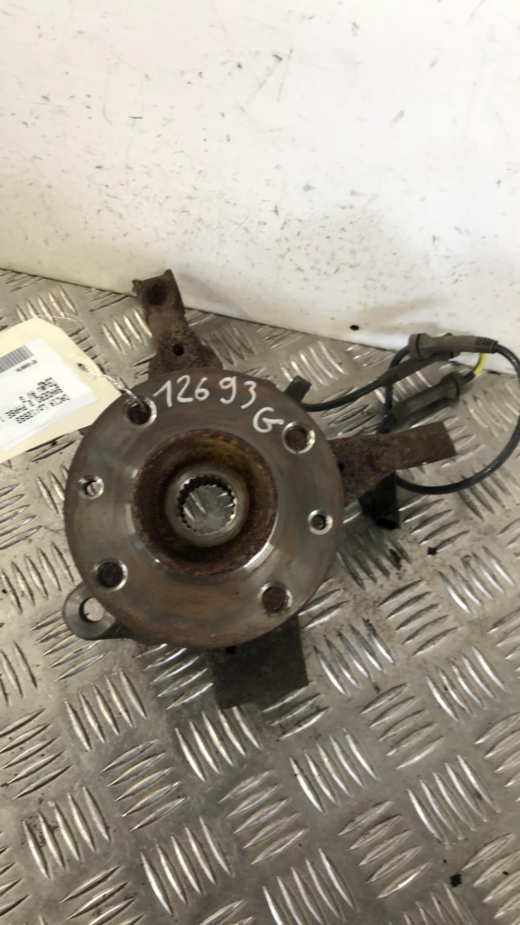 Moyeu avant gauche DACIA SANDERO 2 PHASE 1  - 1