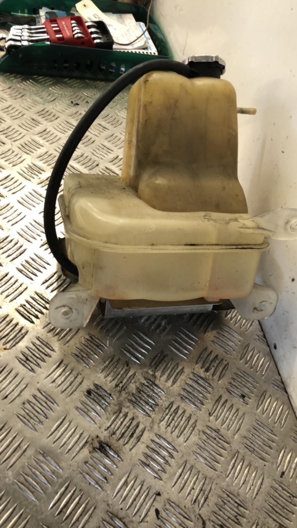 Vase d'expansion CHRYSLER PT CRUISER PHASE 2 BREAK Diesel - 1