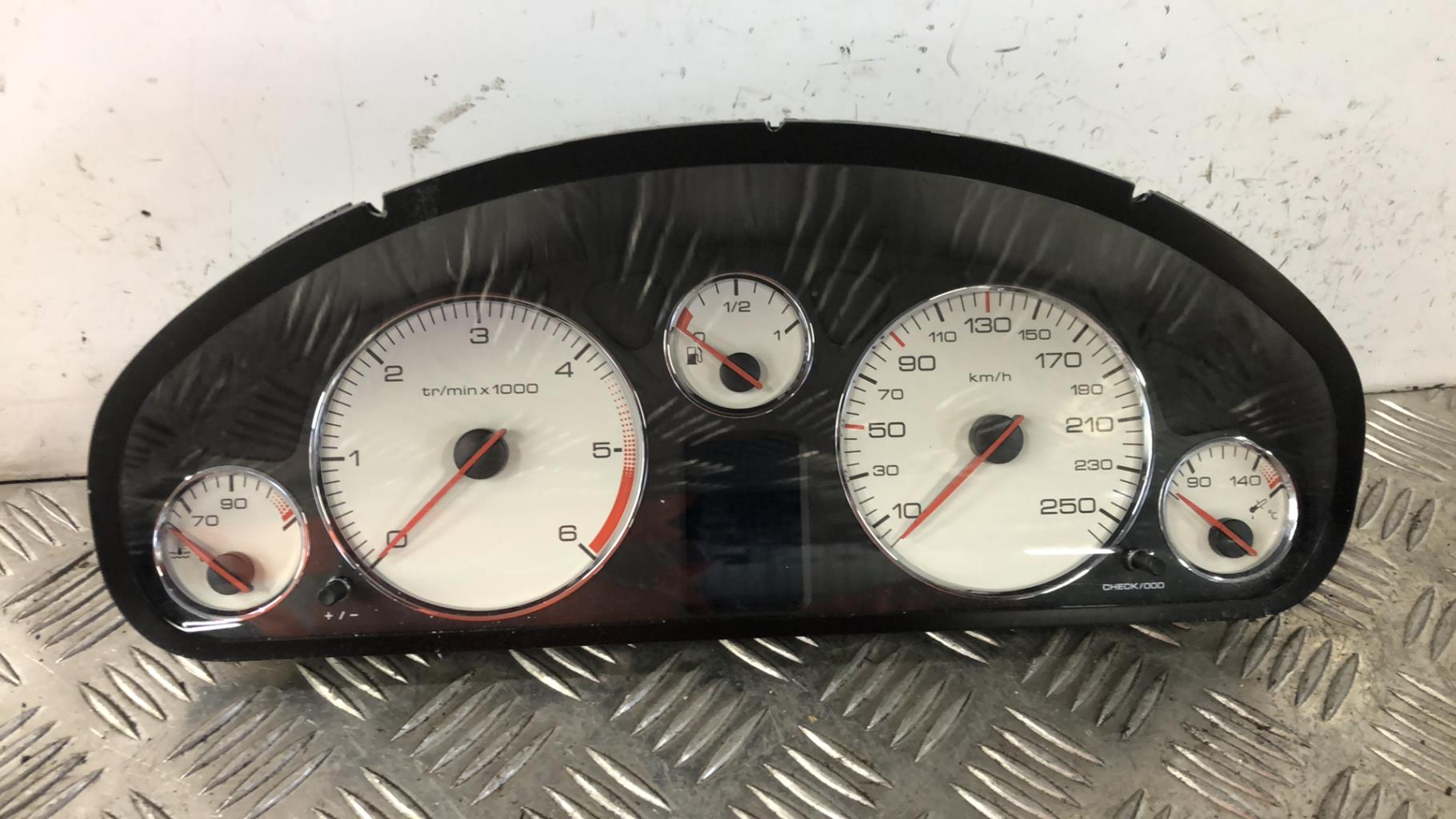 Compteur PEUGEOT 407 PHASE 2  - 1
