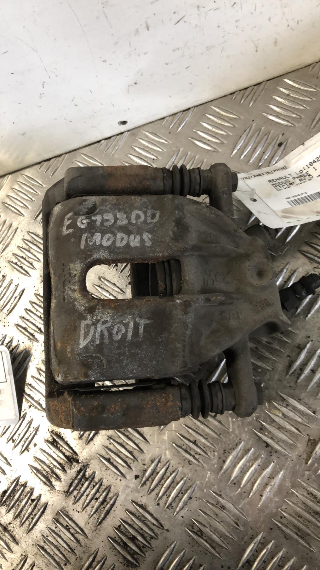 Etrier avant droit (freinage) RENAULT MODUS PHASE 1 Essence - 1