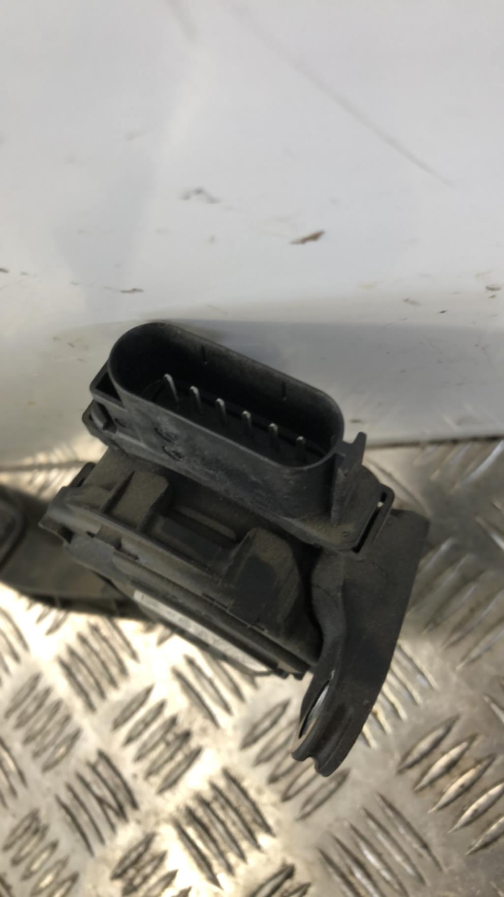 Pedale d'accelerateur FORD FIESTA 6 PHASE 2  - 1