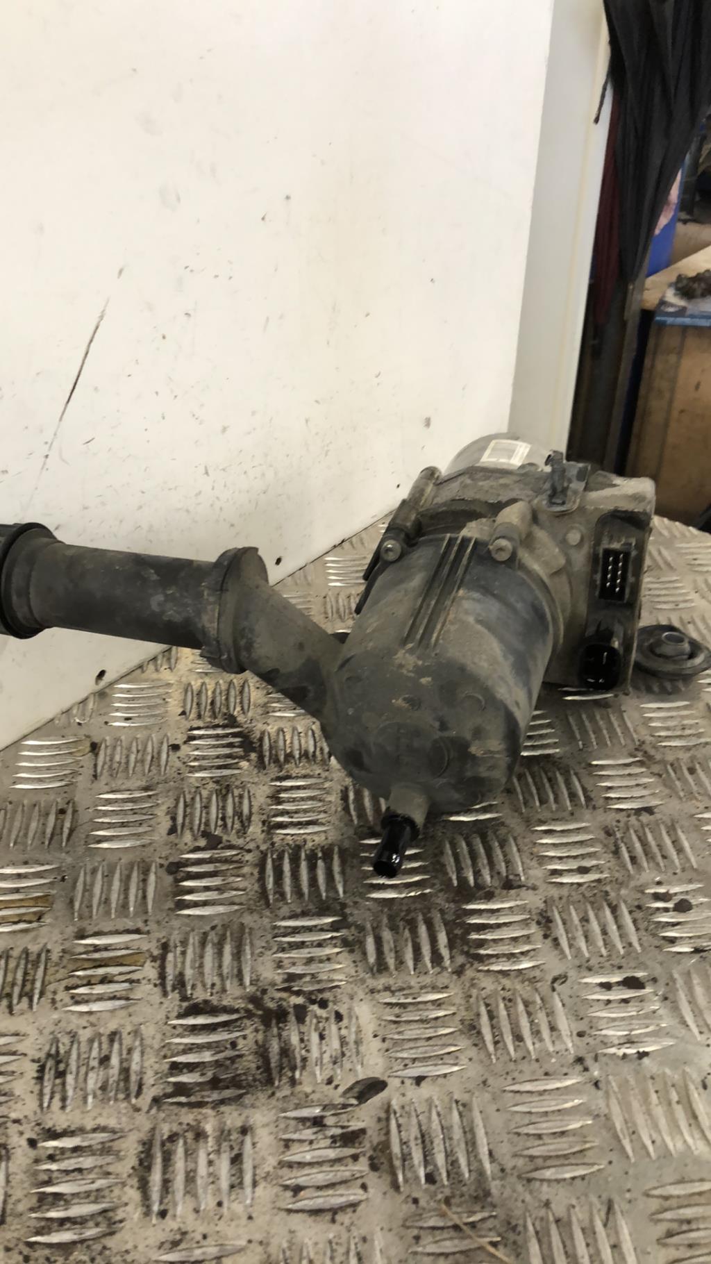 Pompe de direction PEUGEOT 307 PHASE 2 Diesel - 1