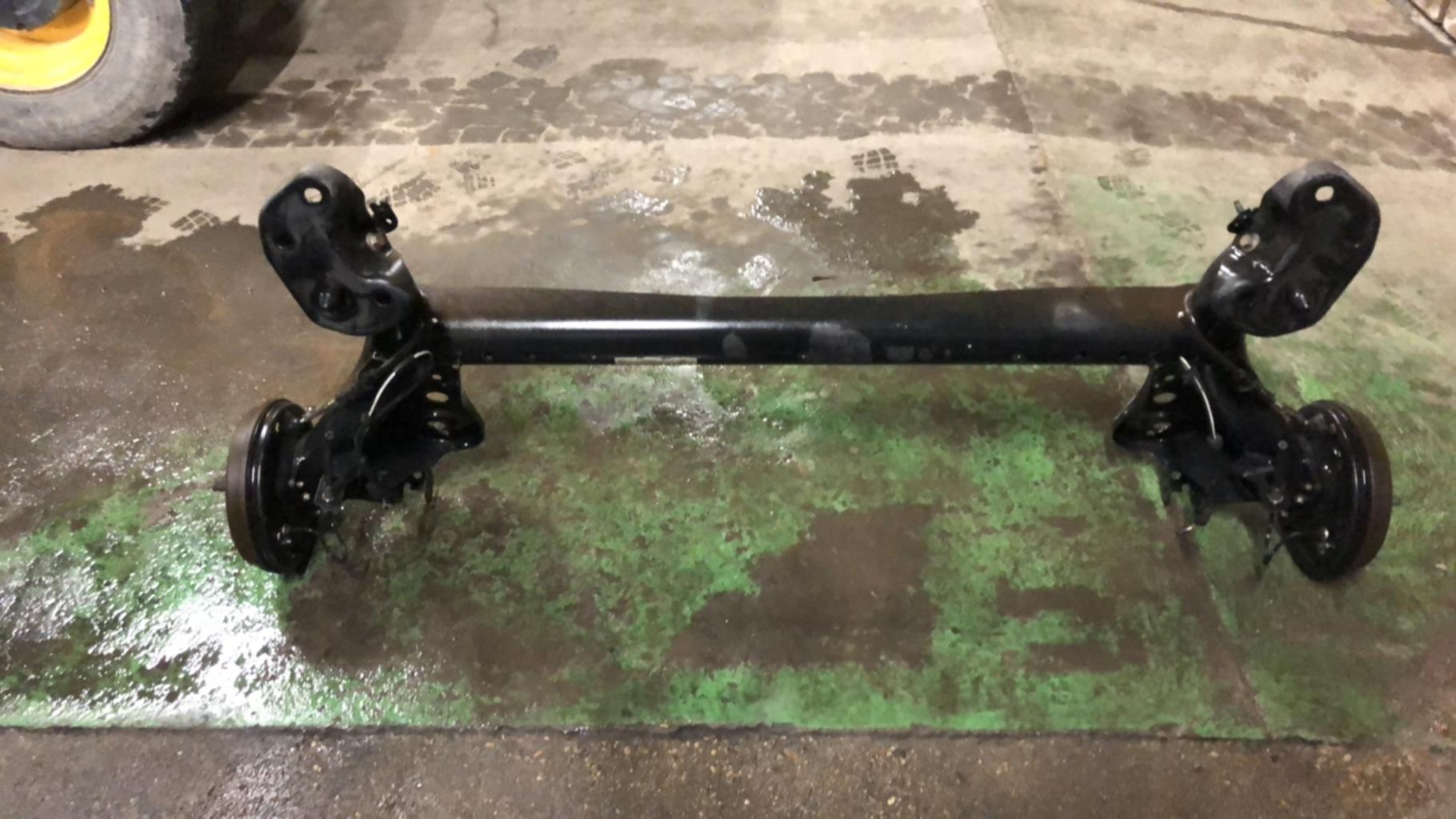 Train arriere complet FORD FIESTA 6 PHASE 2  - 1