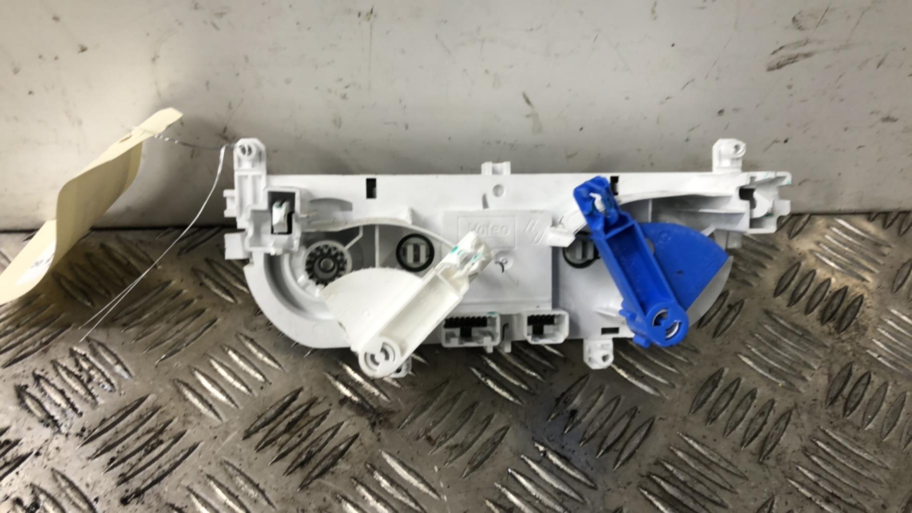 Commande chauffage RENAULT CLIO 4 PHASE 2 Diesel - 1