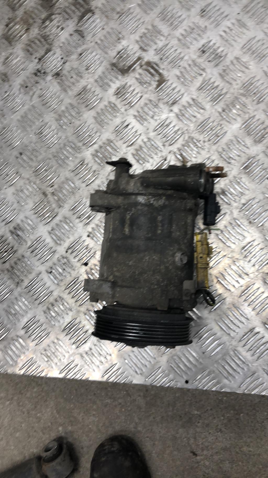 Compresseur clim PEUGEOT 407 PHASE 1 BREAK  - 1