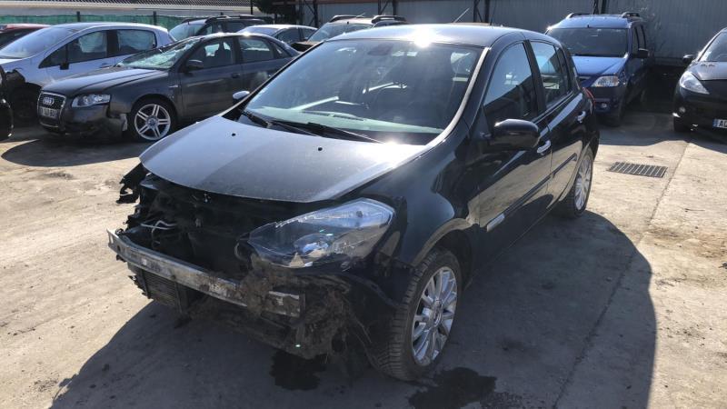 Moyeu avant droit RENAULT CLIO 3 PHASE 2  - 1