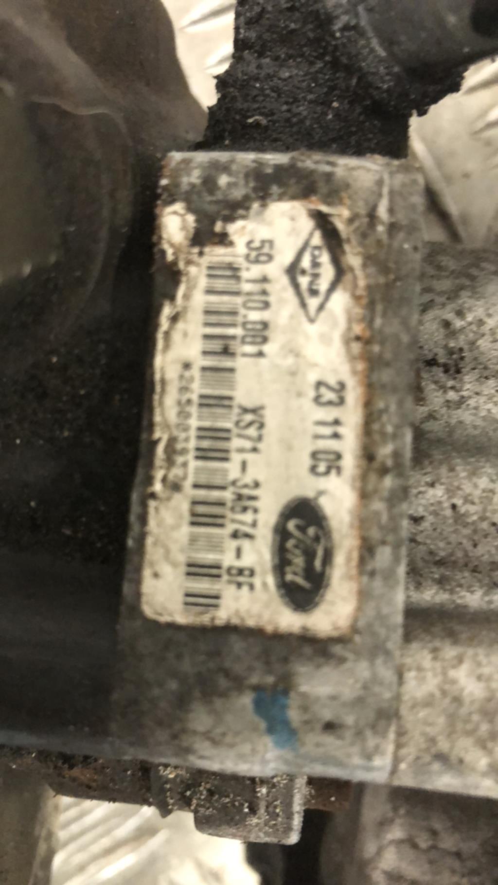 Pompe de direction FORD MONDEO 2  - 1