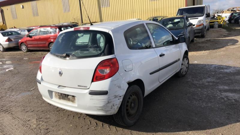 Trappe d'essence RENAULT CLIO 3 PHASE 1 Diesel - 1