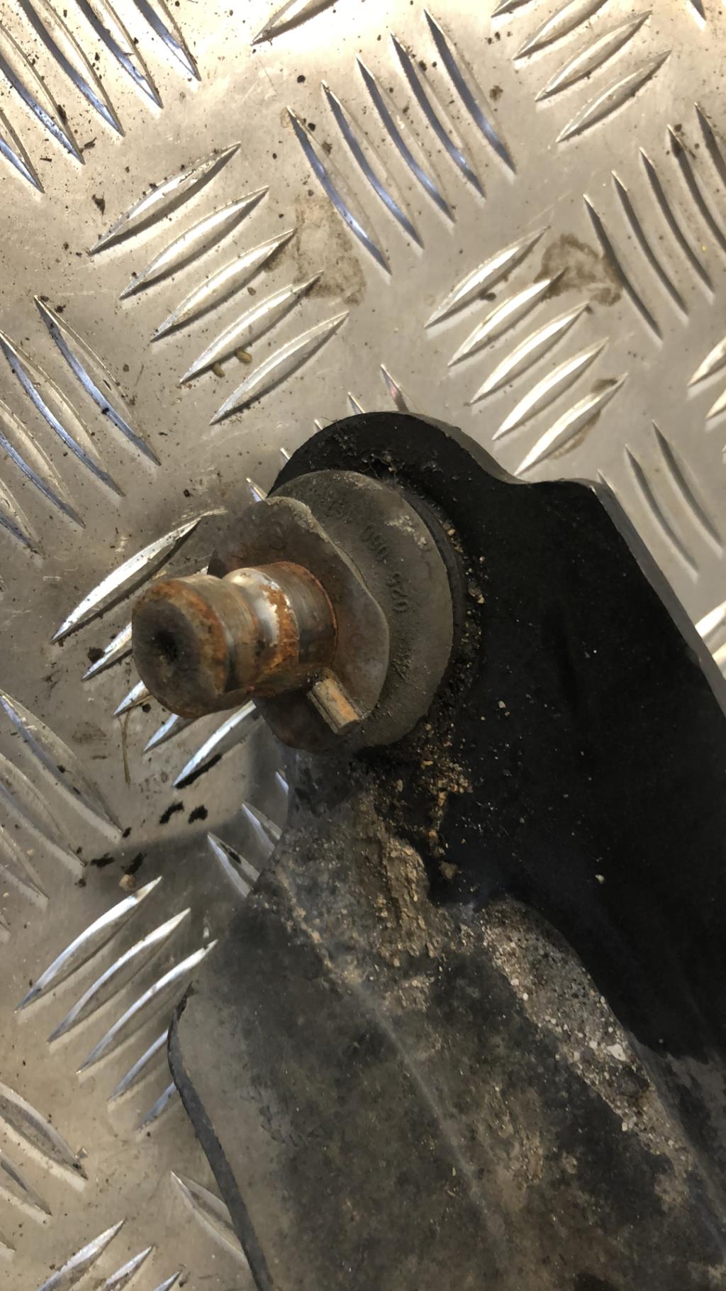 Triangle avant gauche RENAULT CLIO 4 PHASE 1 Diesel - 1