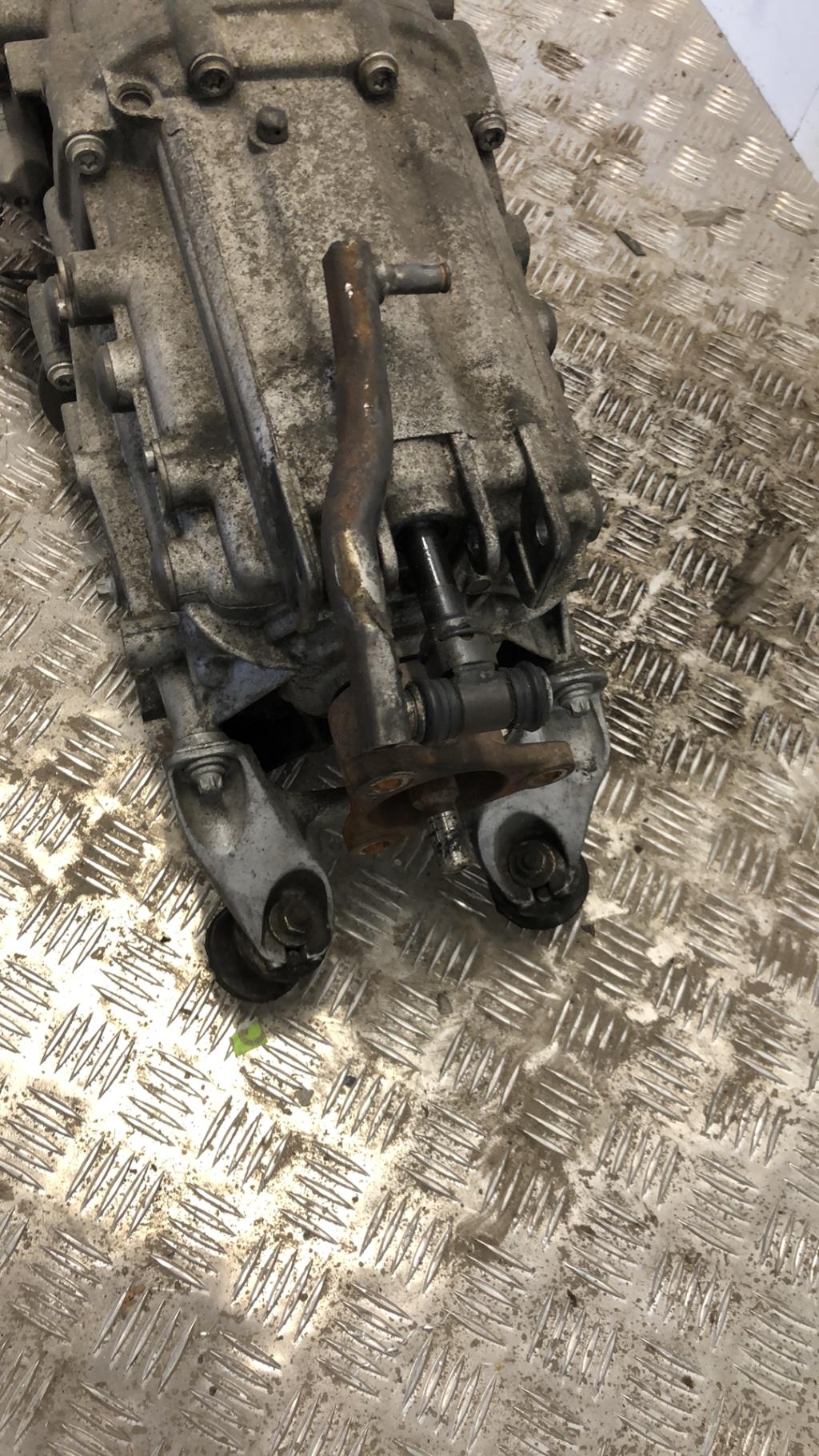 Boite de vitesses BMW SERIE 1 E87 PHASE 1 Diesel - 1