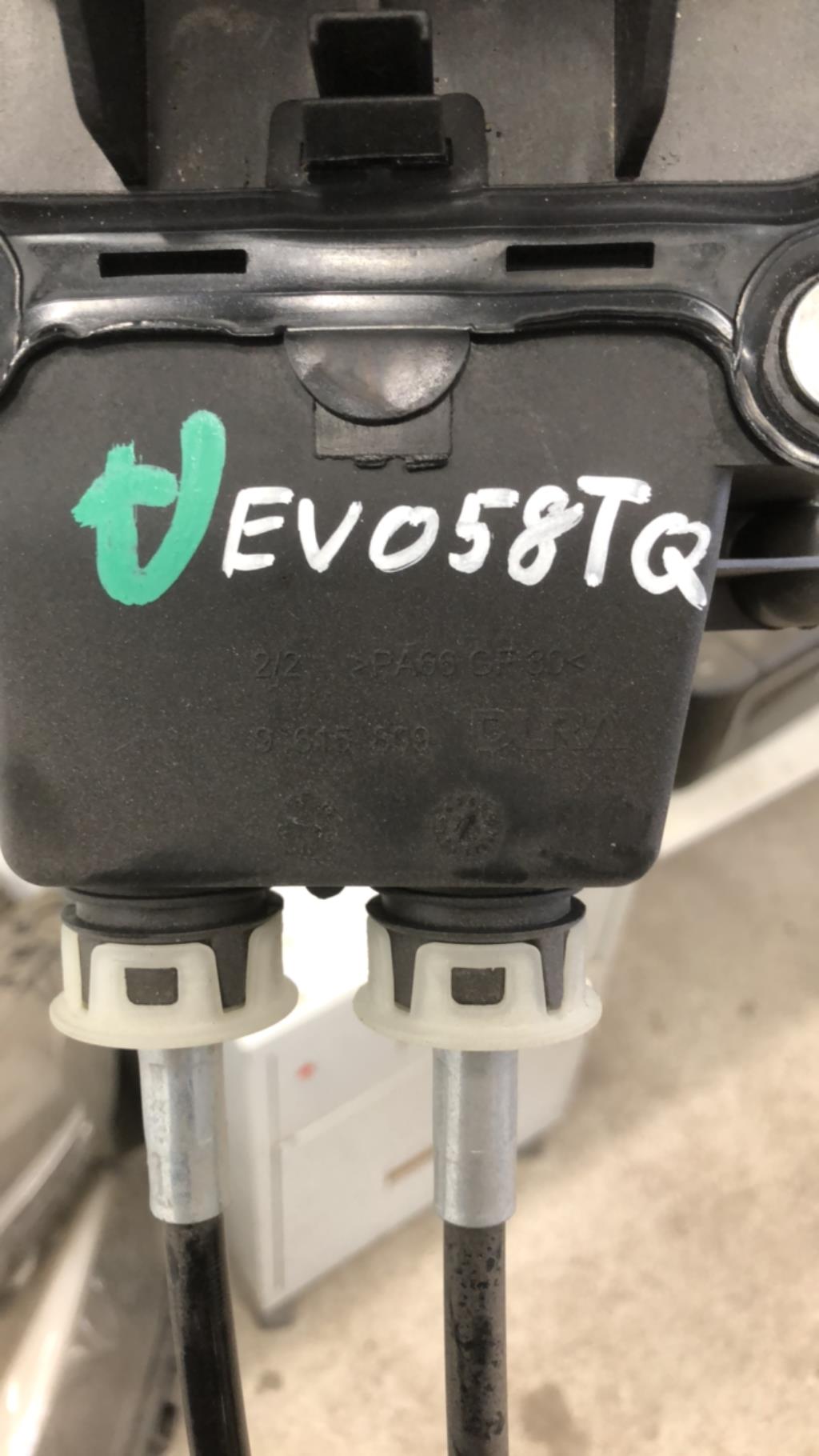 Levier de vitesses RENAULT CLIO 4 PHASE 2 Diesel - 1