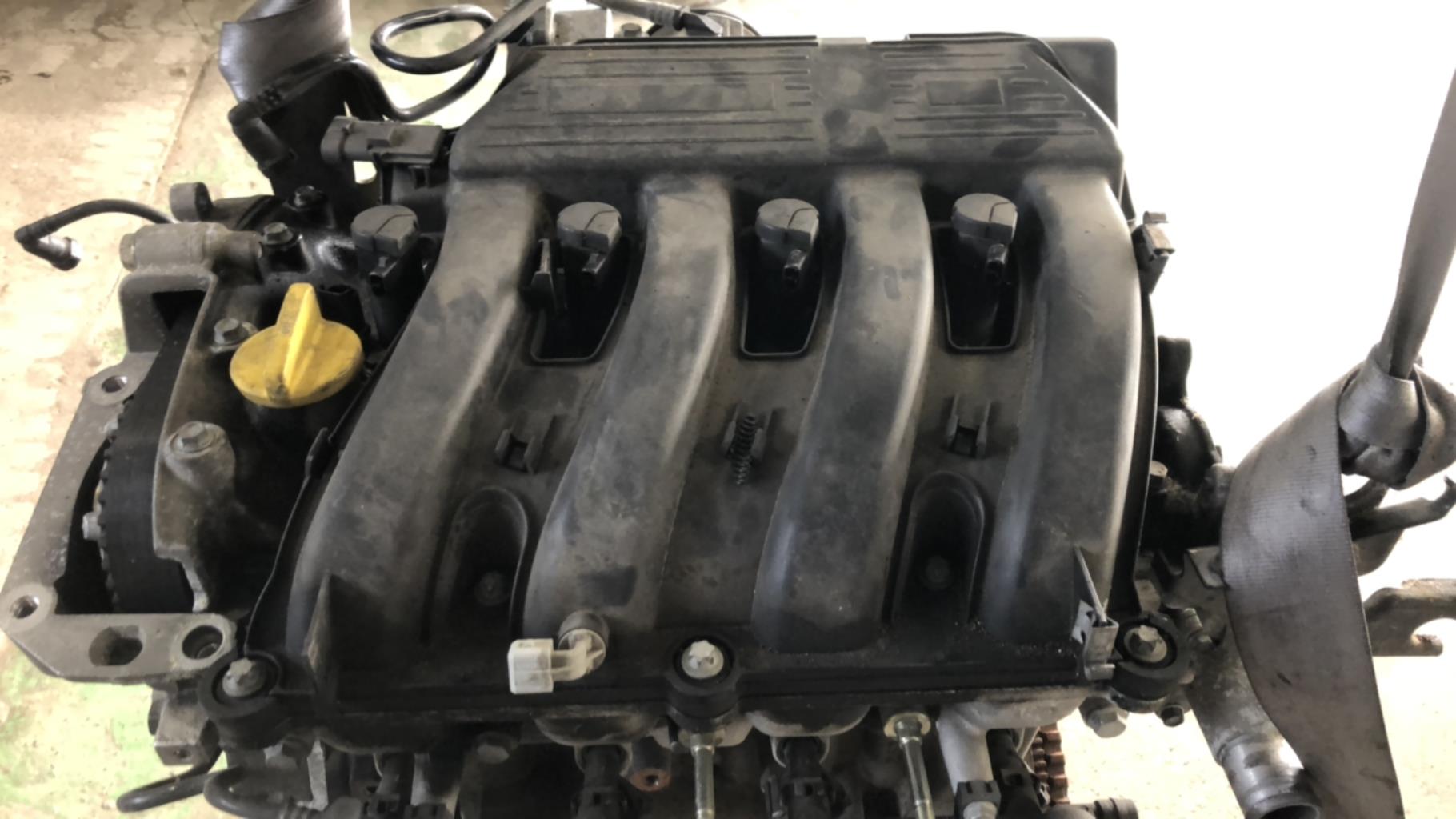 Moteur RENAULT LAGUNA 2 PHASE 1 Essence - 1