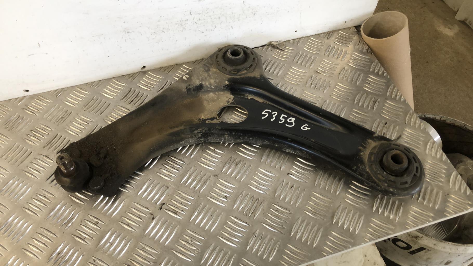 Triangle avant gauche CITROEN C3 1 PHASE 1 Diesel - 1