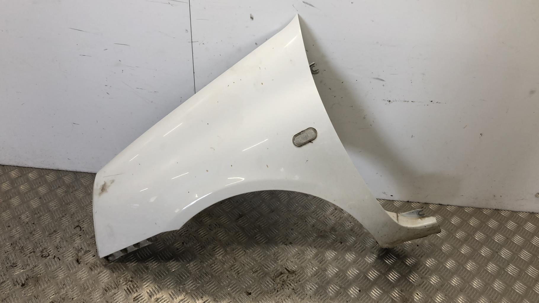 Aile avant gauche RENAULT CLIO 2 CAMPUS PHASE 1  - 1