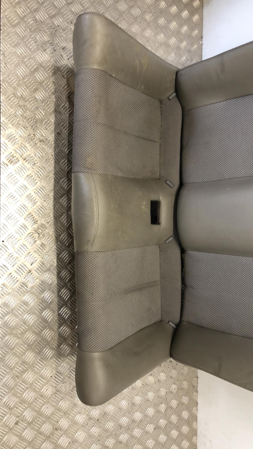 Banquette arriere RENAULT MEGANE 2 PHASE 1 CABRIOLET Diesel - 1