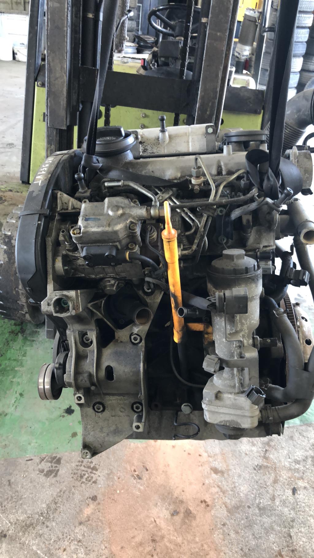 Moteur SEAT IBIZA 3 PHASE 1 Diesel - 1