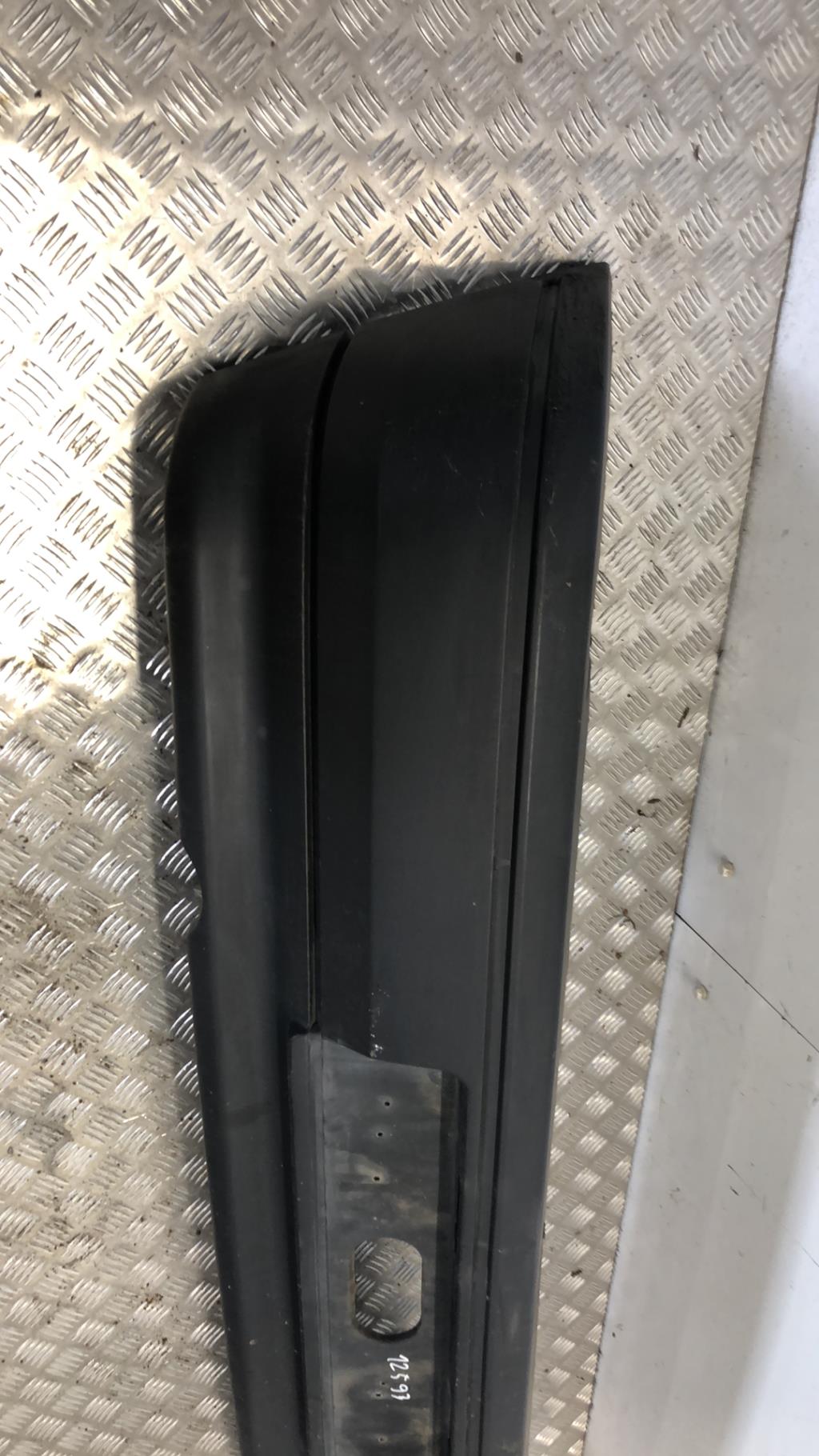 Pare choc arriere RENAULT CLIO 1 PHASE 1 Essence - 1