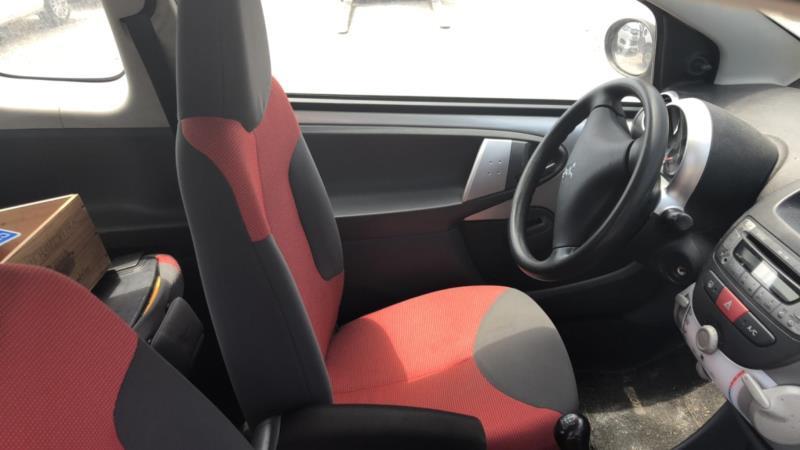 Siege avant gauche PEUGEOT 107 PHASE 1 Diesel - 1