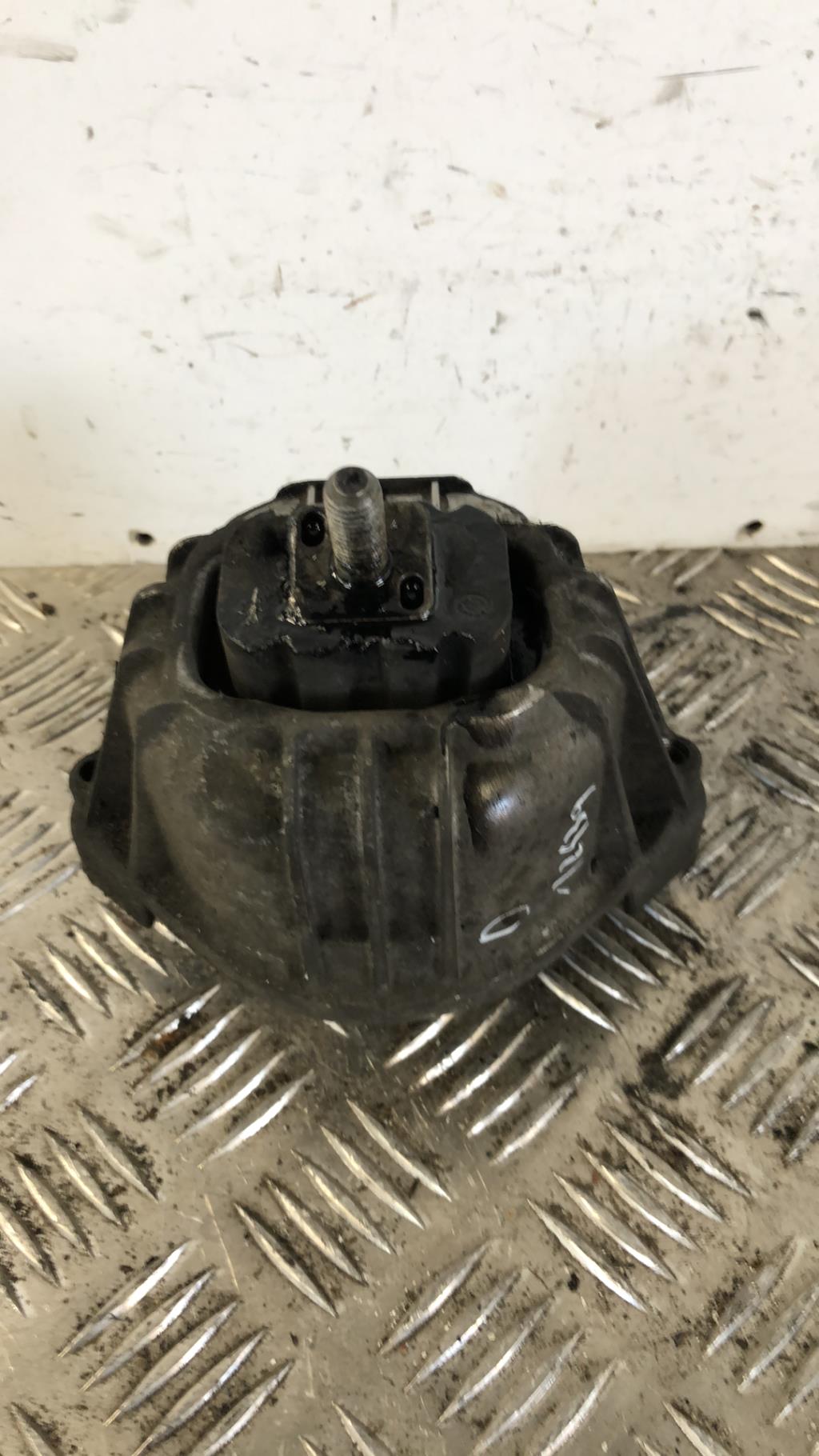 Support moteur droit BMW SERIE 1 E87 PHASE 2  - 1