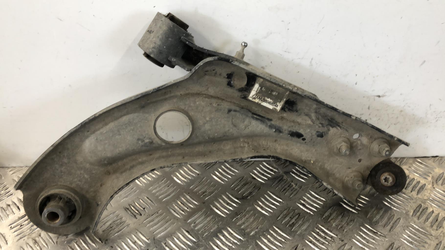 Triangle avant droit PEUGEOT 308 2 PHASE 1 Essence - 1