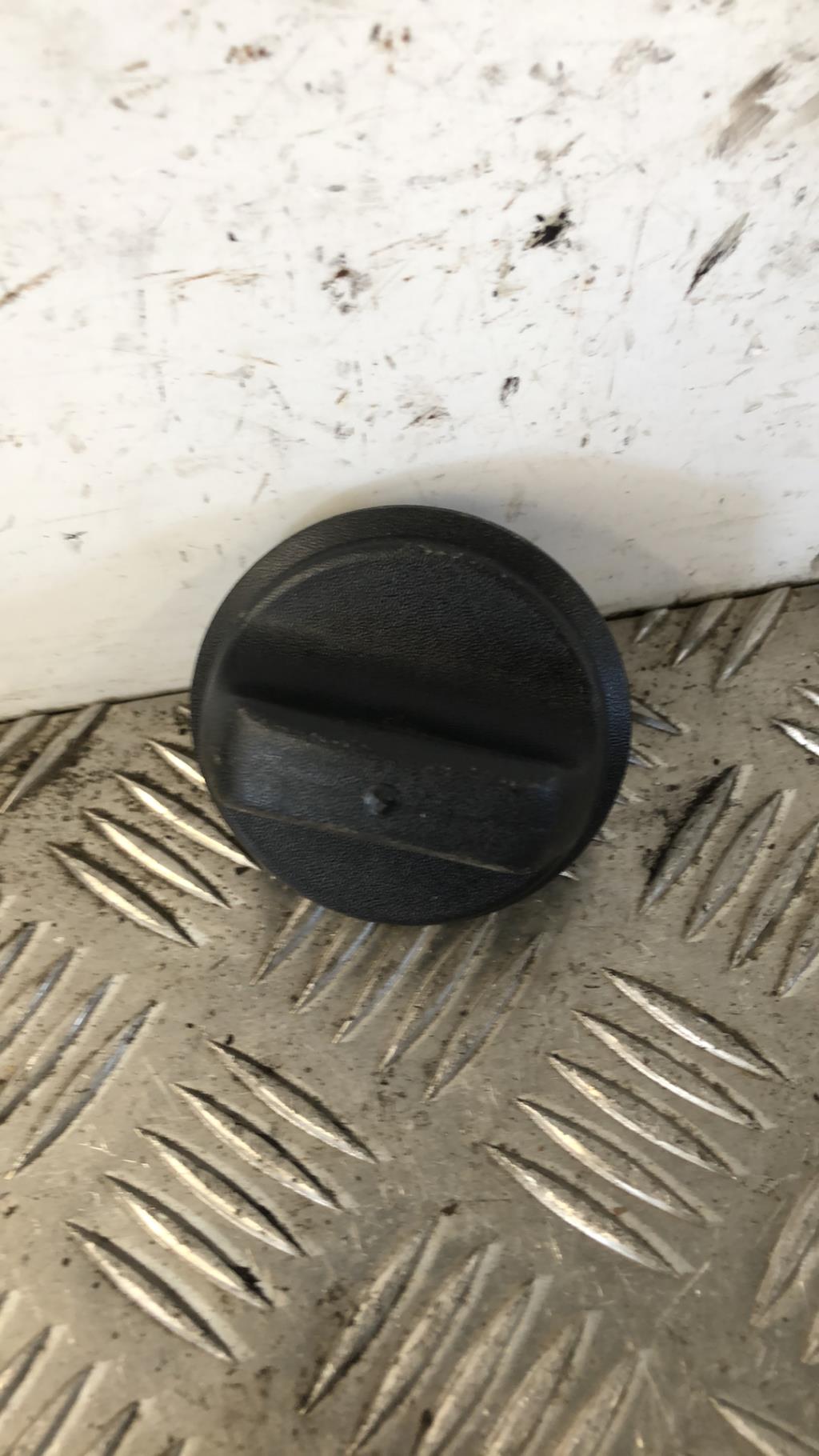 Bouchon de carburant RENAULT CLIO 4 PHASE 1  - 1