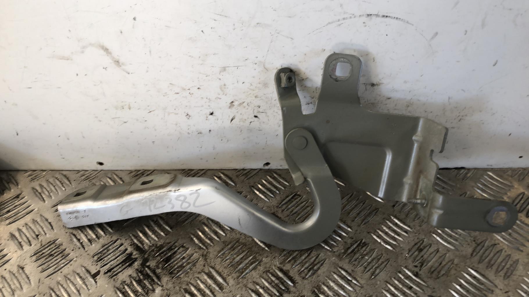 Charniere de capot RENAULT CLIO 4 PHASE 1  - 1